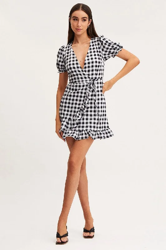 Check Wrap Dress Short Sleeve