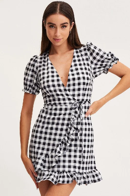 Check Wrap Dress Short Sleeve