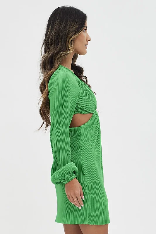 Green Plisse Dress Plunging Ring Detail Balloon Sleeve