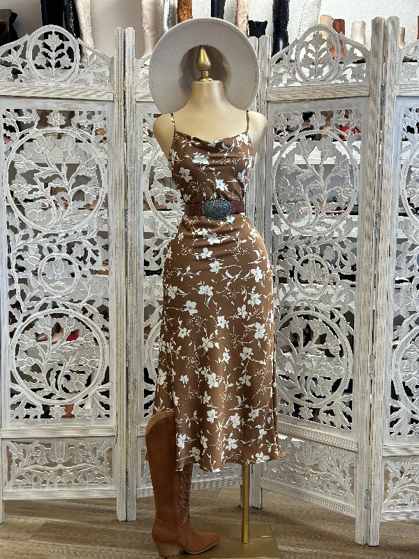 Satin Brown Floral Midi Dress- Not Stretchy 100% poliéster