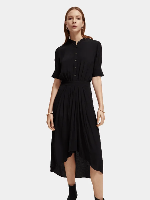 Short sleeved midi dress