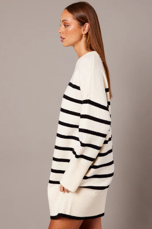 White Stripe Knit Dress Long Sleeve Crew Neck Oversized