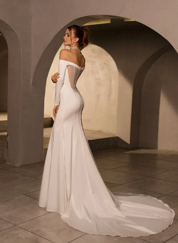 Enchanting Long Sleeve Off-Shoulder Mermaid Wedding Dress