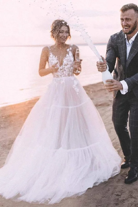 Layered Tulle Skirt Lace V Neck  Outdoor Wedding Dresses Bridal Gown  WD469